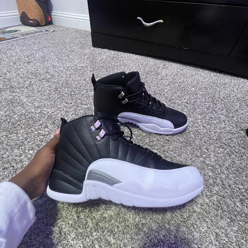 Jordan 12 Playoff